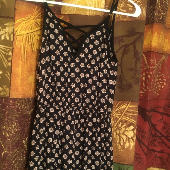 Cute black and cream romper - Picture 1 of 4